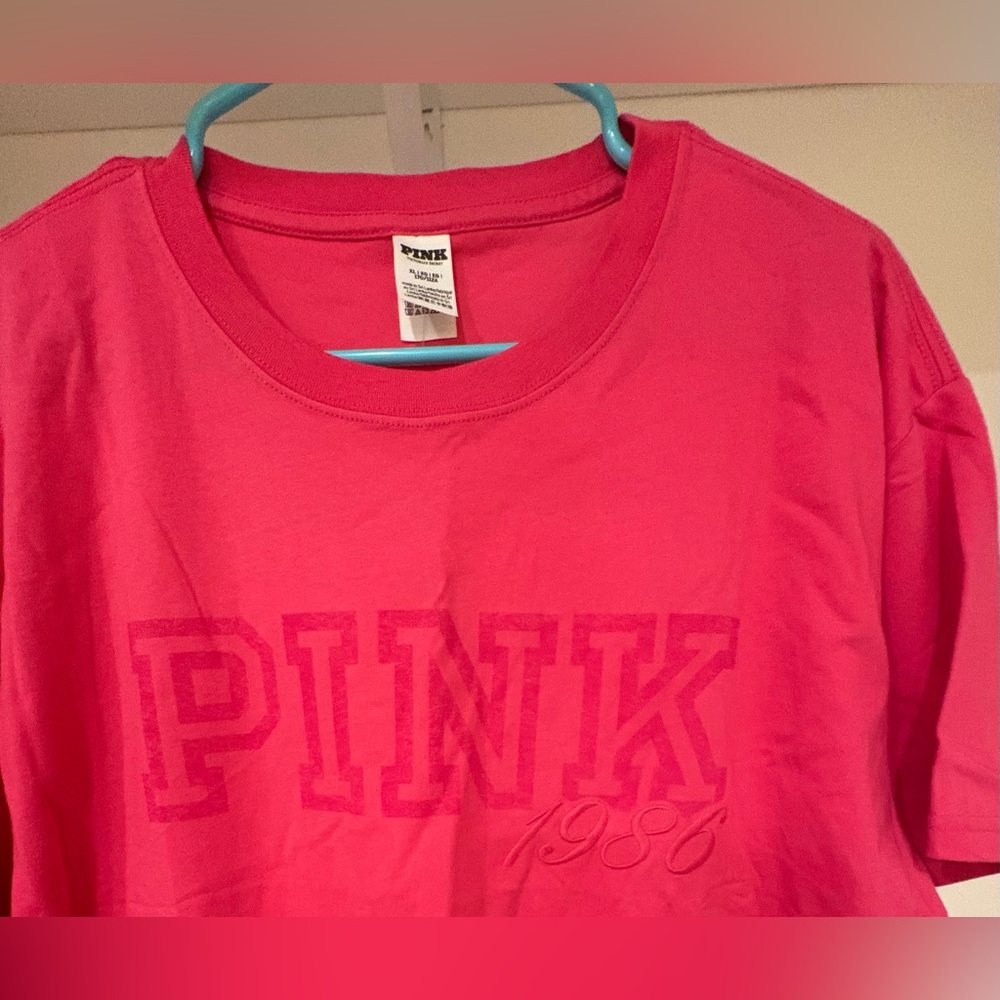 PINK Victoria’s Secret Cotton Campus Tee - Picture 2 of 5